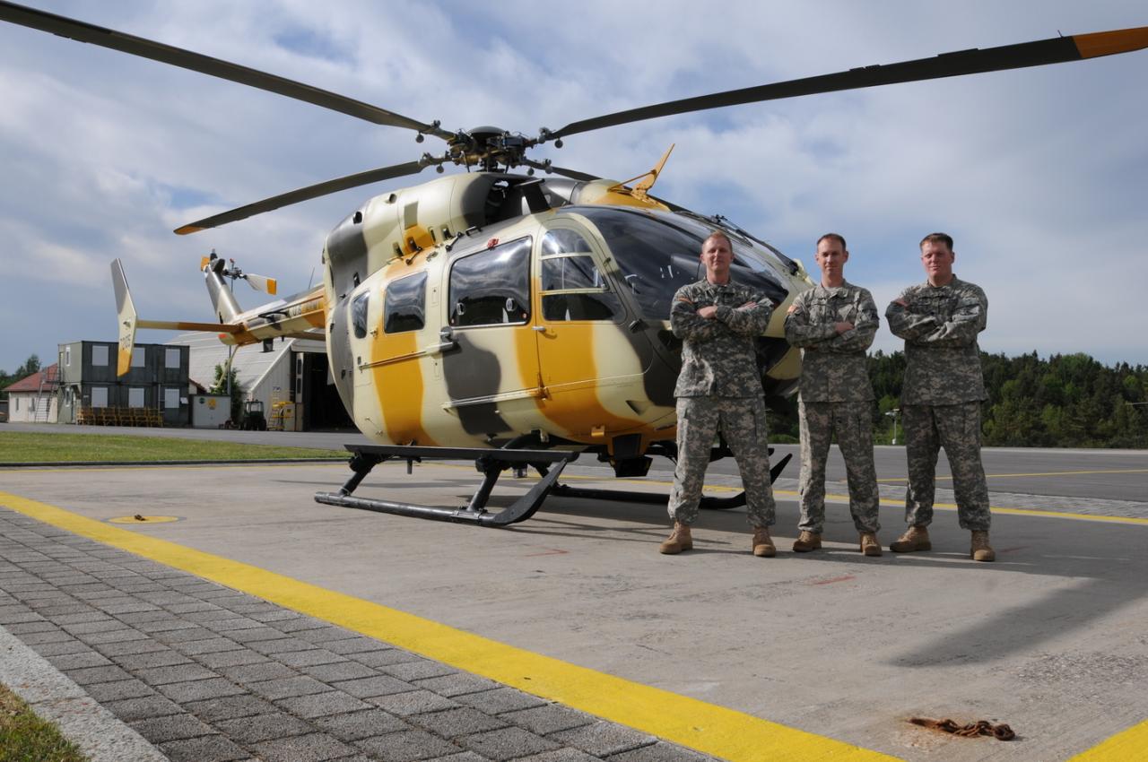 UH-72A #72105 msn 9320 US Army JRMC (© US DoD)