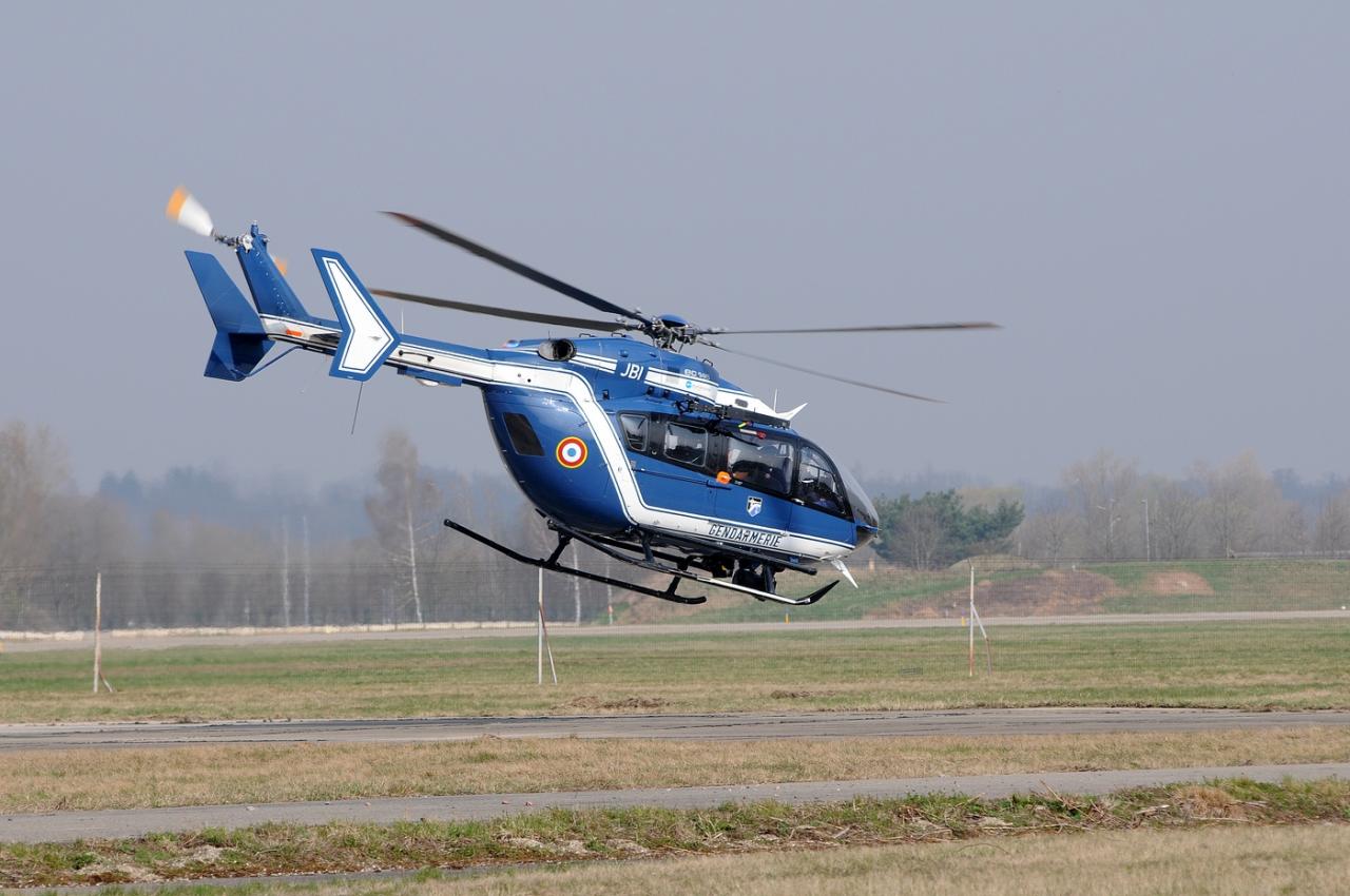 EC145 F-MJBI msn 9127 (© Jean-Yves Stollesteiner)